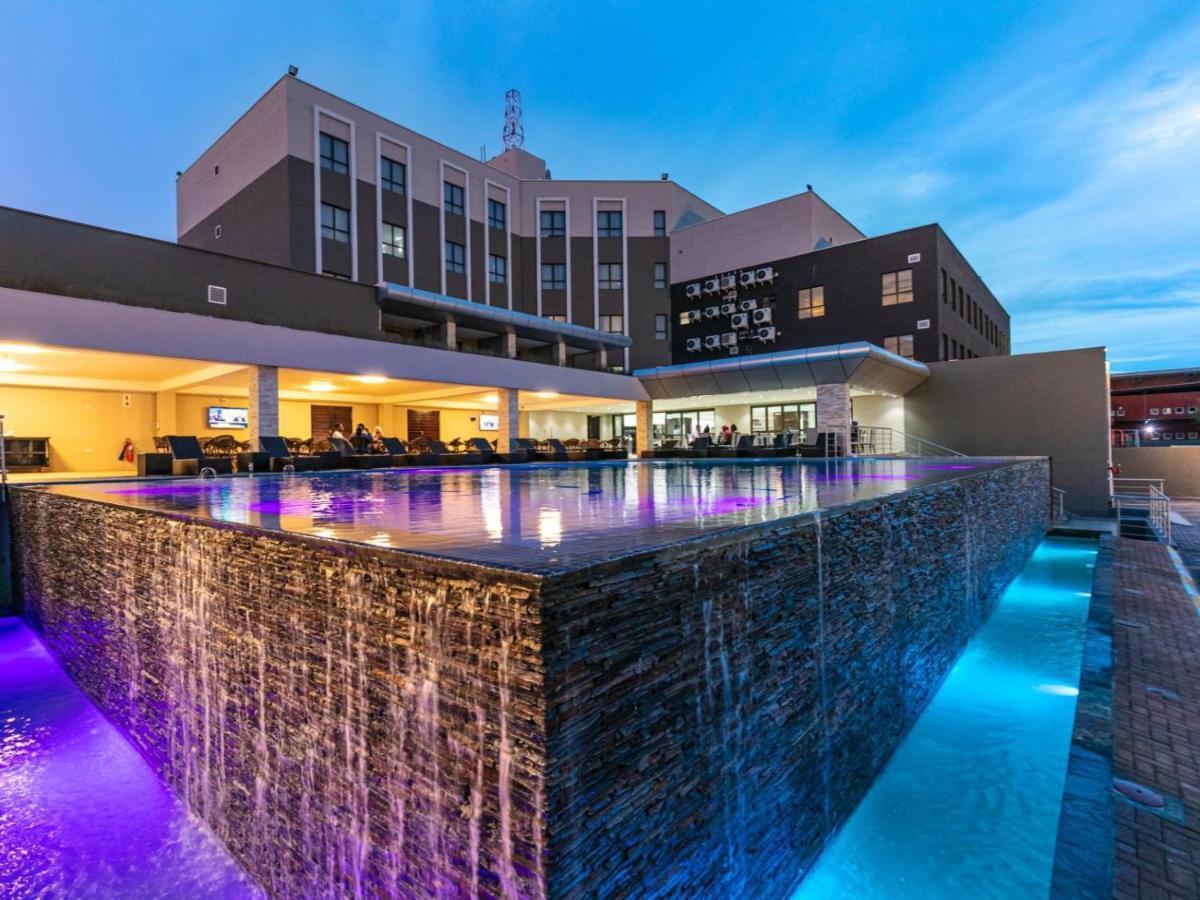 The Grand Aria Hotel And Conference Centre Gaborone Exterior foto